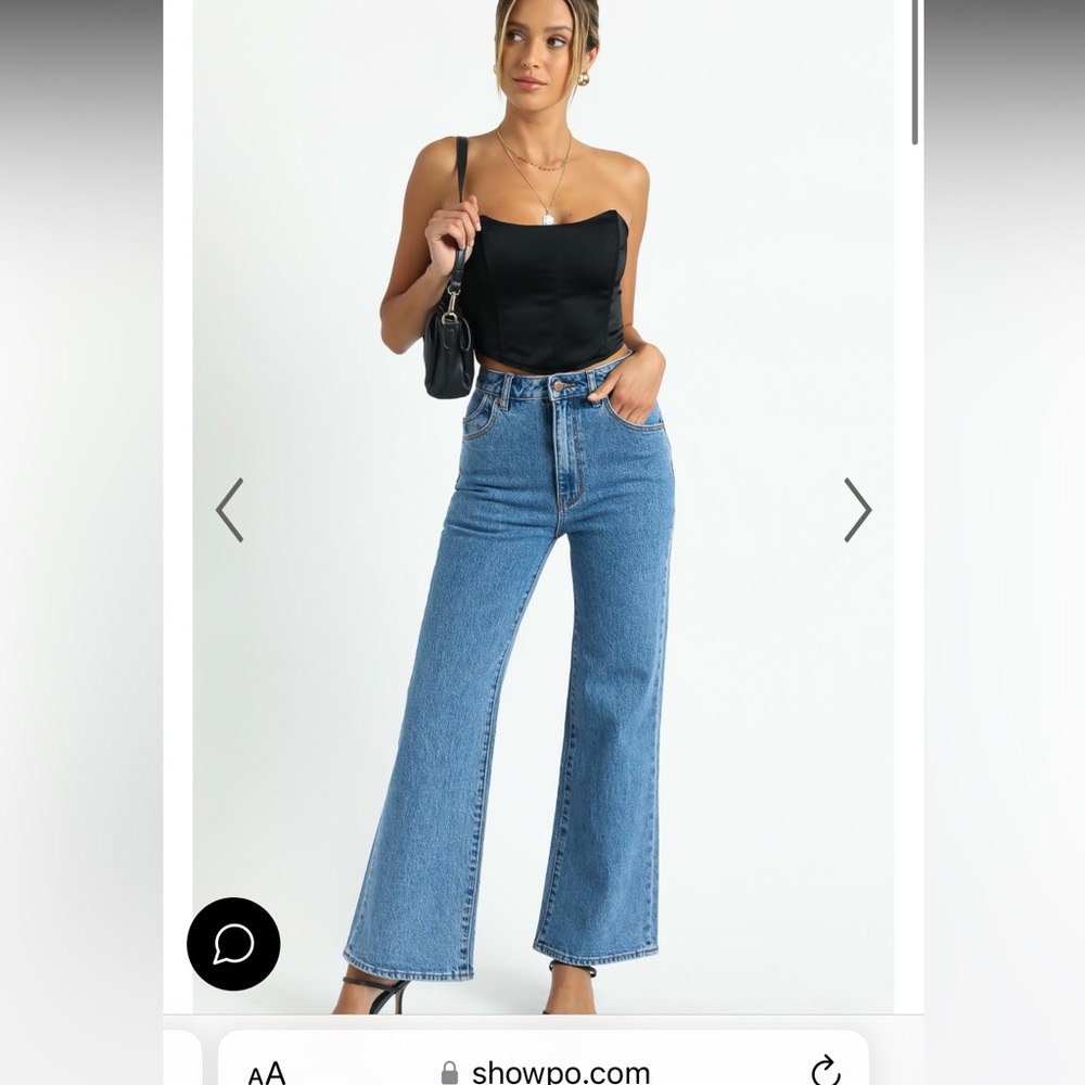 Rollas East Coast Crop Flare Jeans size 30